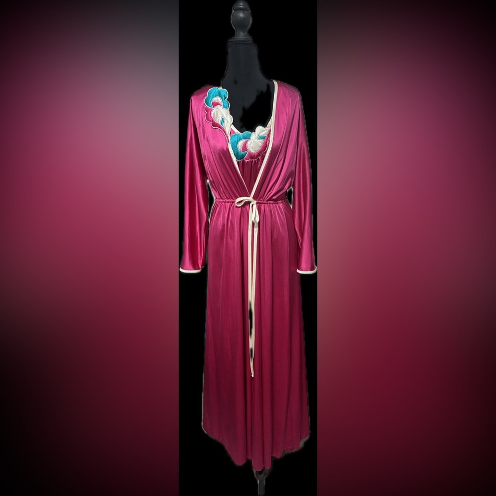 JCPenney “Collectibles” Magenta Robe and Slip Dress Set